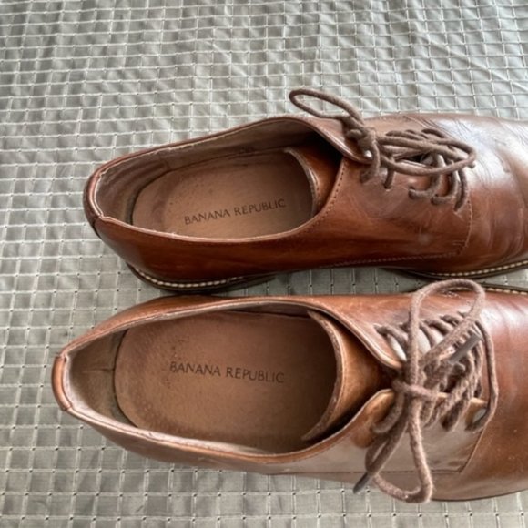 BANANA REPUBLIC OXFORD'S BROWN SIZE 8 1/2 - Picture 3 of 5